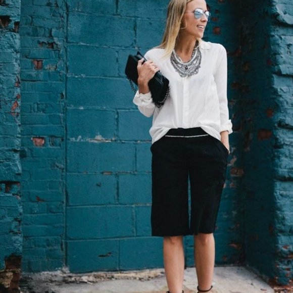 | Calvin Klein | Trouser Bermuda Shorts - Picture 3 of 4